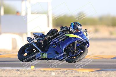 media/Nov-19-2023-CVMA (Sun) [[1f3d1b7ccb]]/Race 17 Amateur Supersport Middleweight/